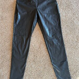Hue Leatherette Black Leggings Faux Leather NWT L
